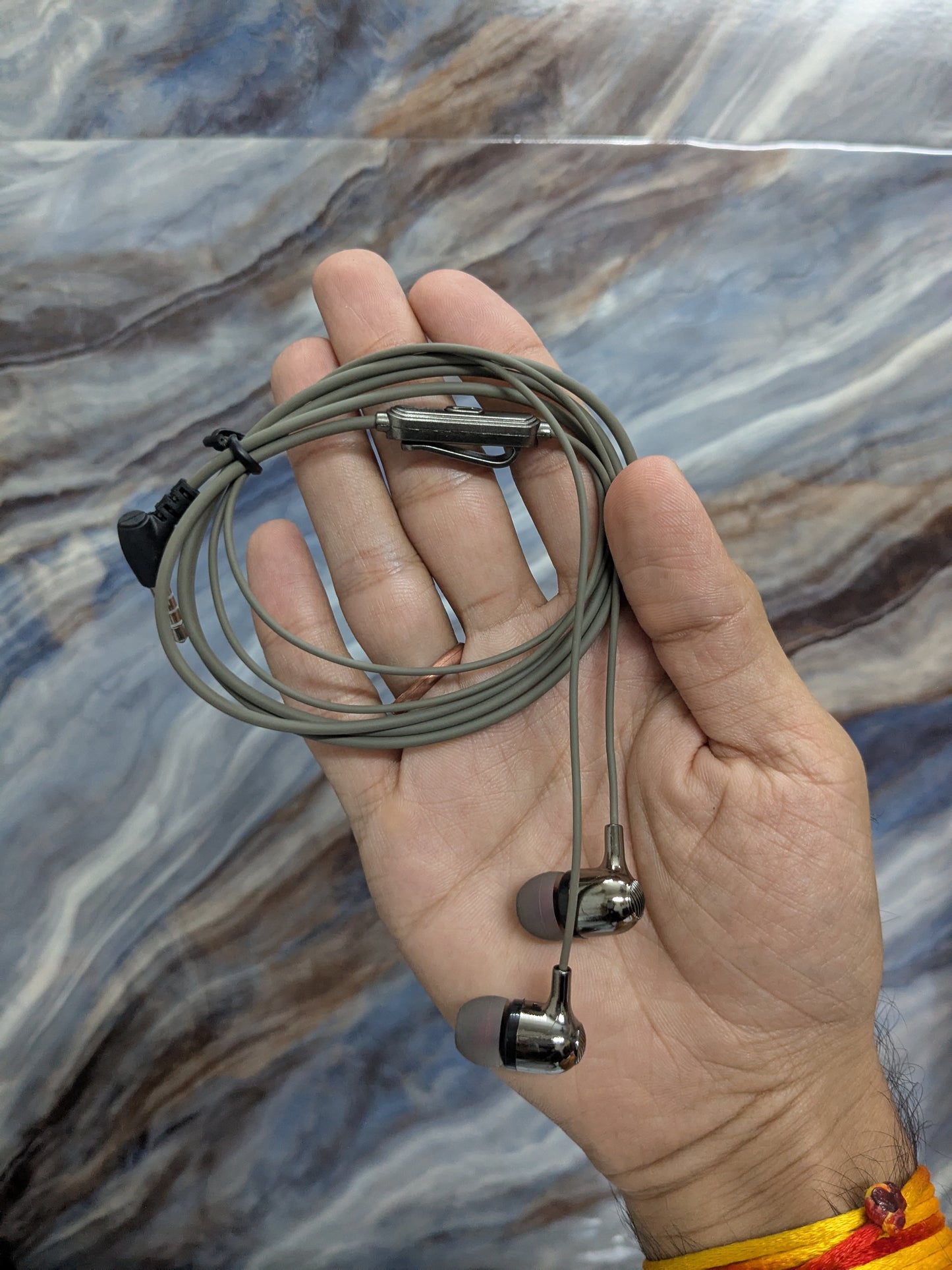 OUD REVIO Wired Earphones
