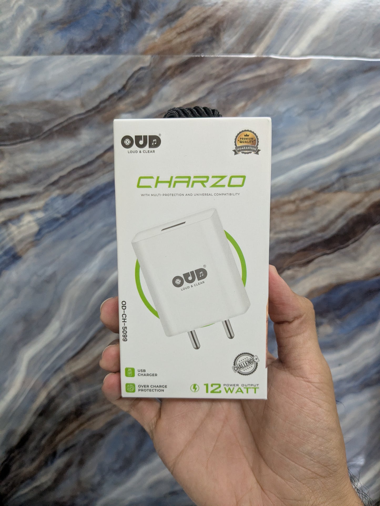 OUD CHARZO 12watt Charger with Cable