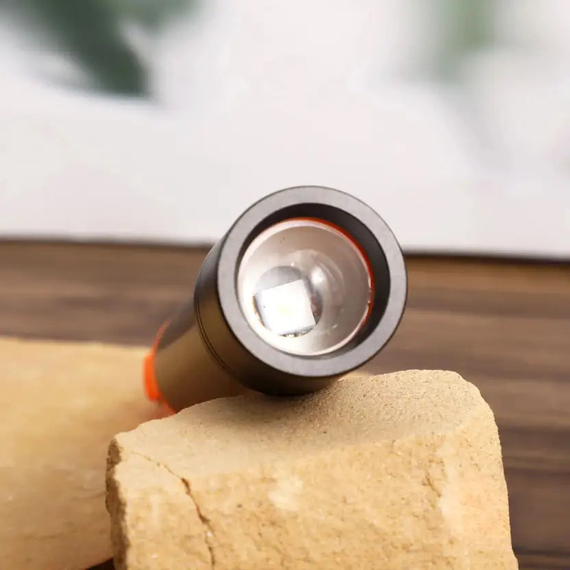 MZ M985 Metal Flashlight with hook design, 120 mins runtime, 80watt DSM, Type-C Charging, Telescopic Zoom