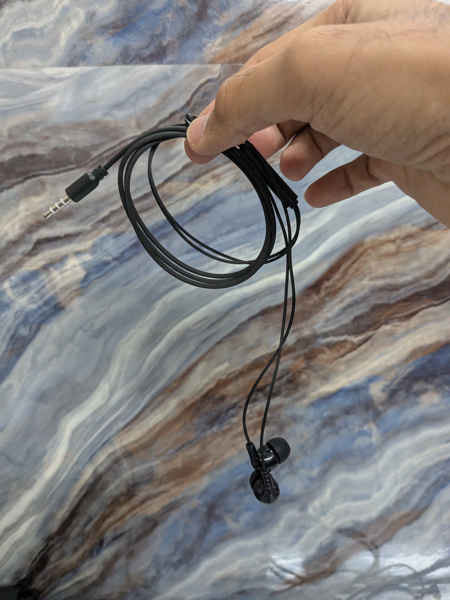 OUD TITLE Wired Earphones