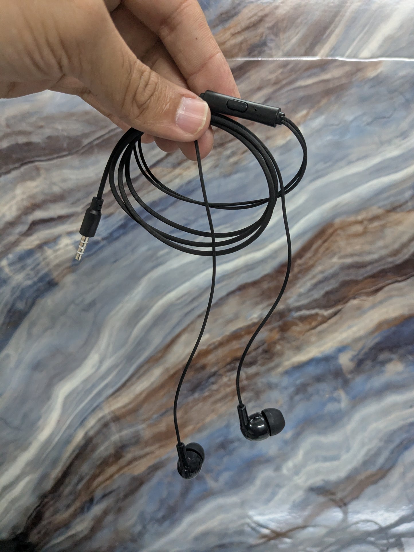 OUD TITLE Wired Earphones