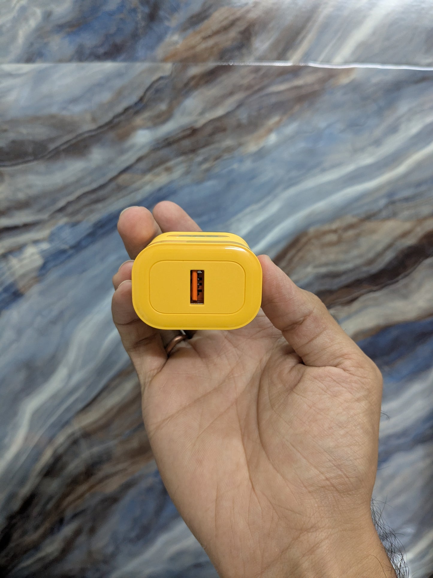 OUD ZAAP 25watt Charger with Cable