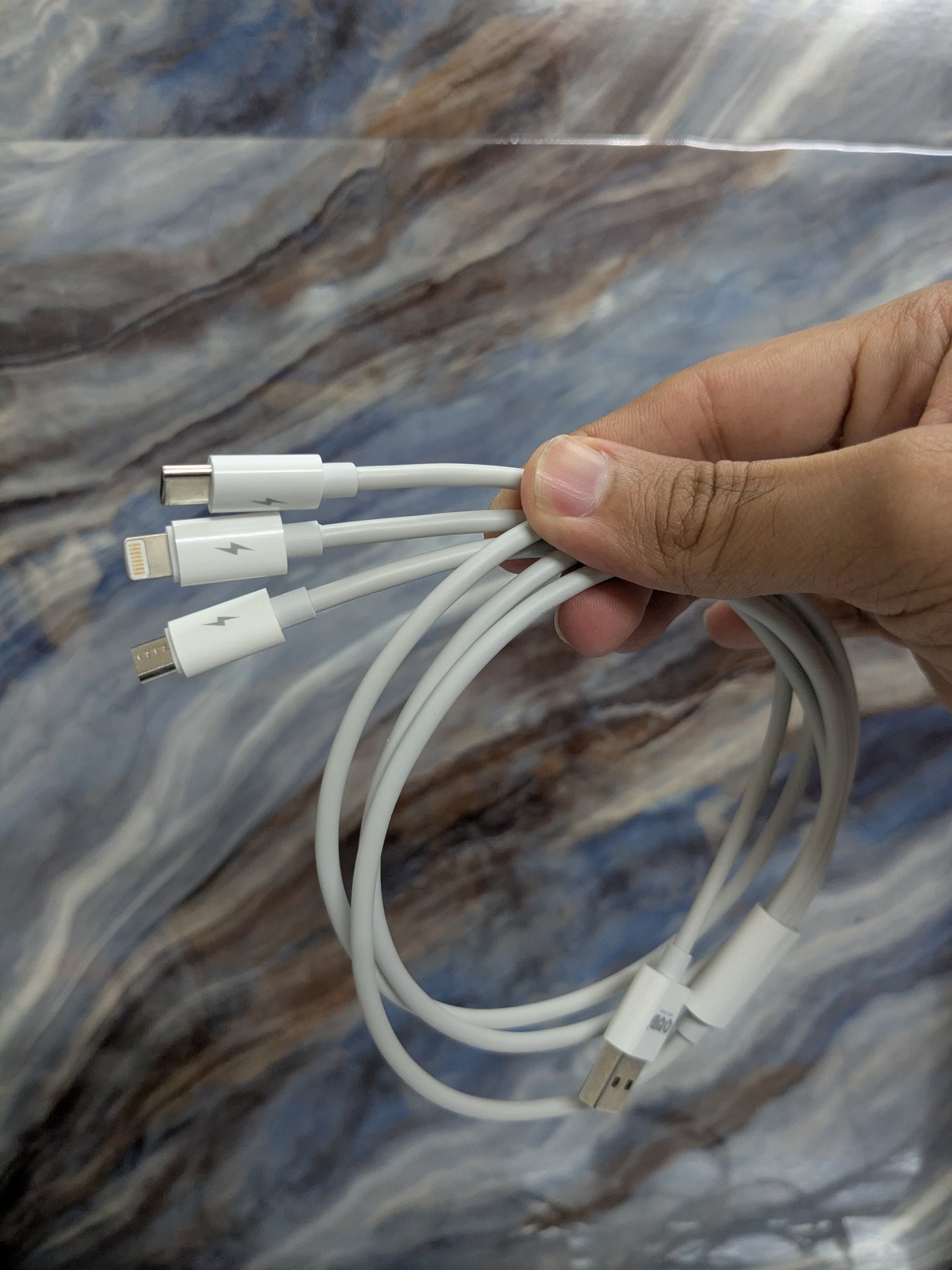 OUD ULTRAMAX 22Watt Dual Port Car Charger with 3in1 Charging Cable